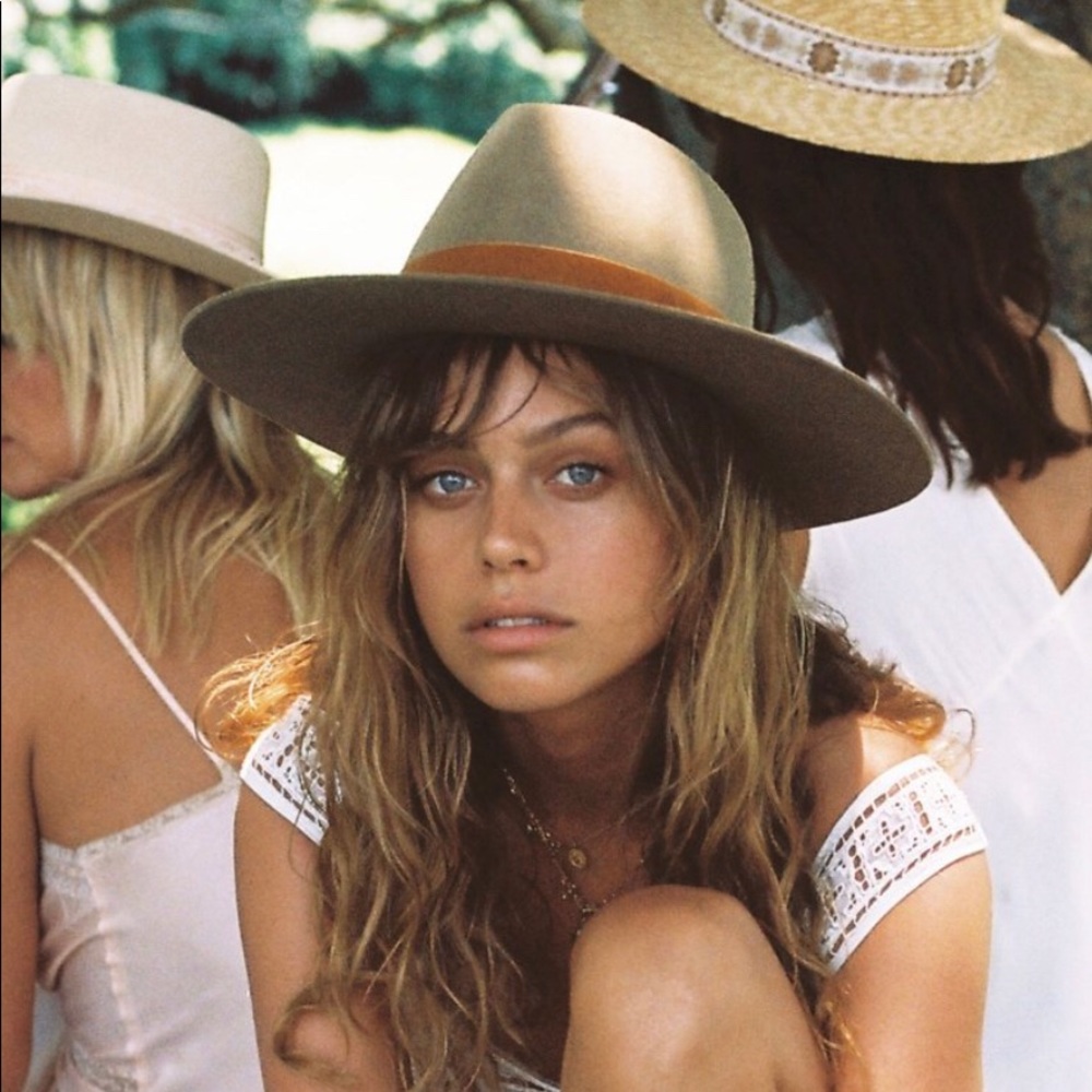Lack of color hat *BRAND NEW*